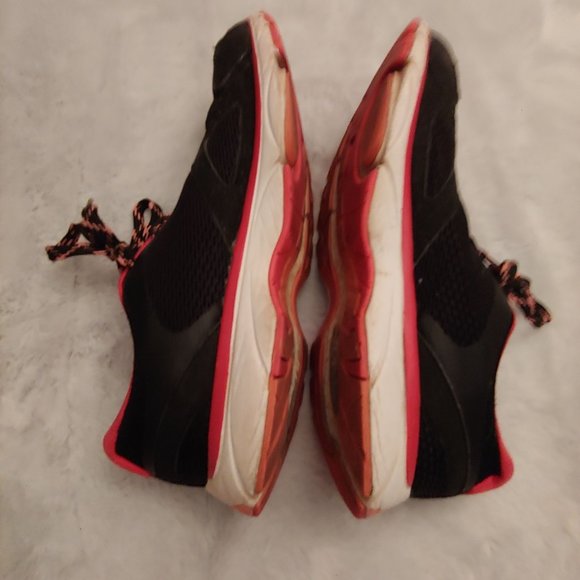 Vionic womens black and pink running sneaker - Picture 8 of 11